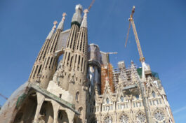 la-sagrada-familia-327659_icon