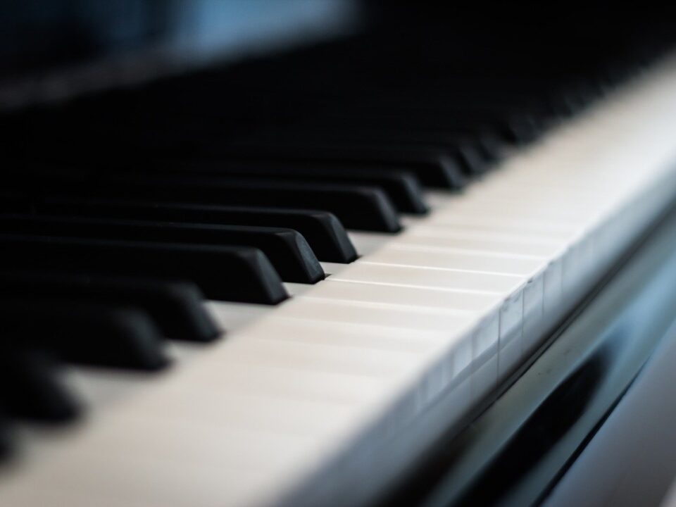 piano-558452_1280